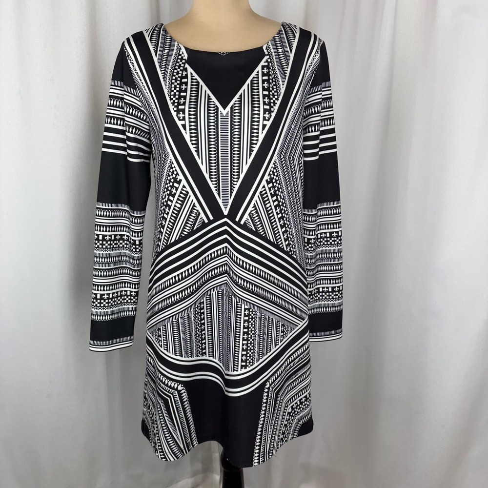ISLE‎ by Melis Kozan Black White Geometric Long Sleeve Dress Size S READ